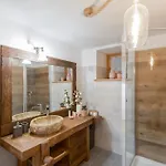 Maison Villarisson Di Charme A Due Passi Dal Monte Bianco La Salle