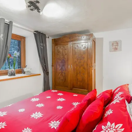 Maison Villarisson Di Charme A Due Passi Dal Monte Bianco * 喇沙