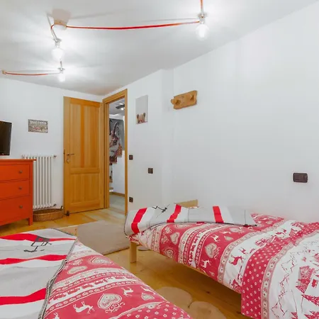 Maison Villarisson Di Charme A Due Passi Dal Monte Bianco Feriehus *