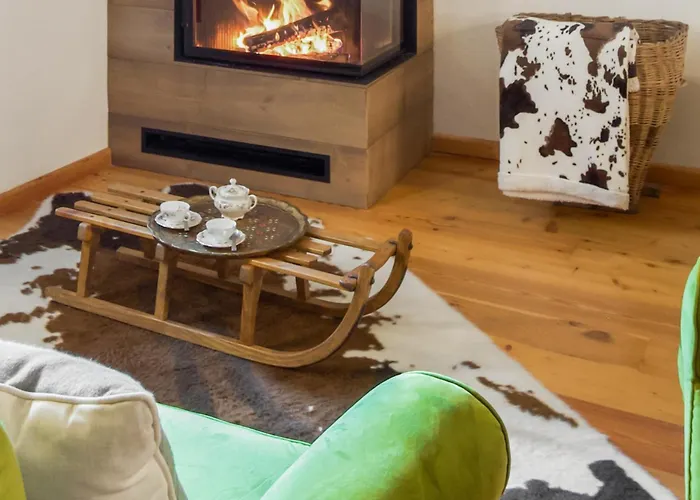 Holiday home Maison Villarisson Di Charme A Due Passi Dal Monte Bianco La Salle