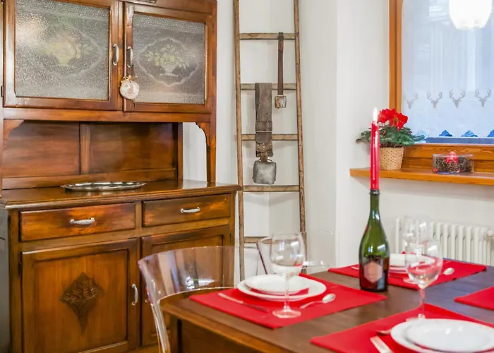 Holiday home Maison Villarisson Di Charme A Due Passi Dal Monte Bianco La Salle